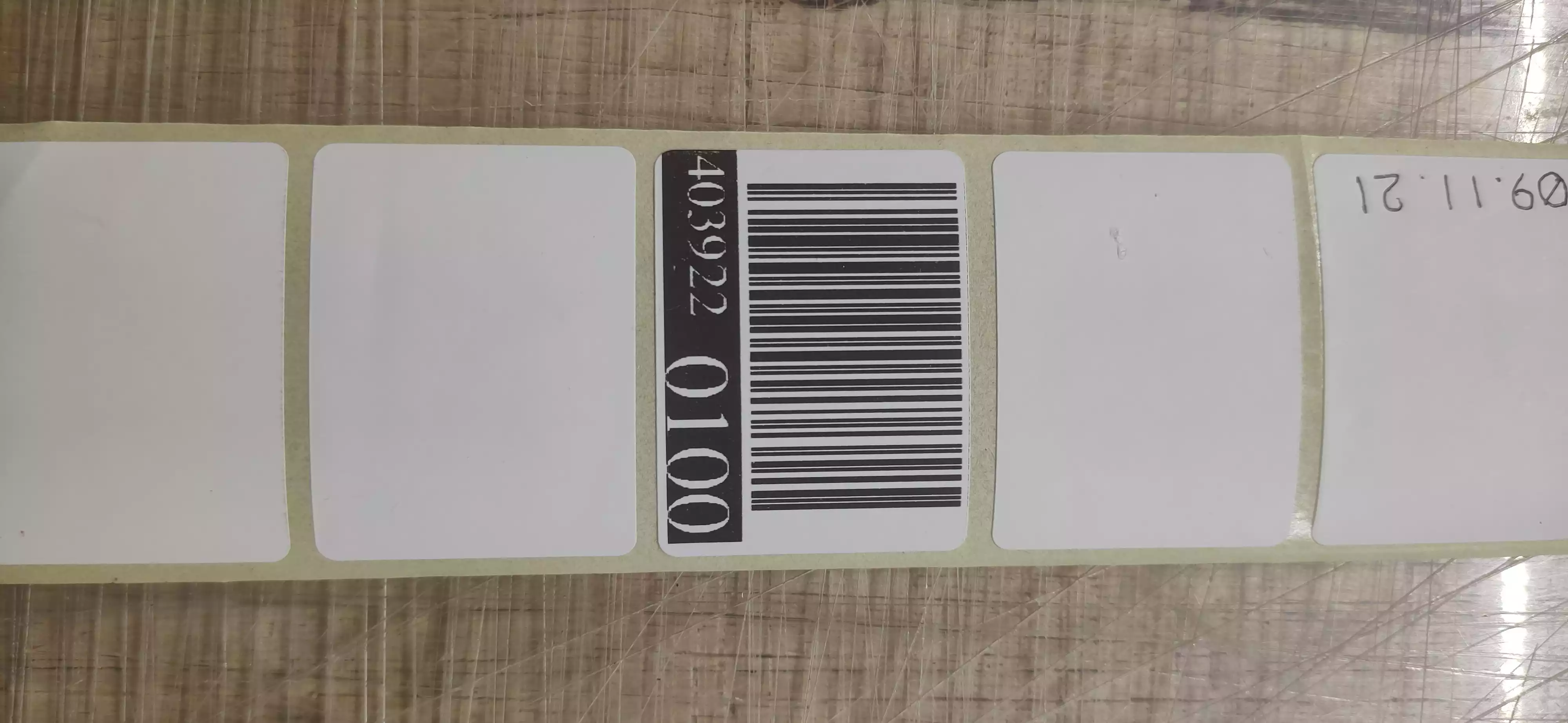 Термоэтикетки 58x40мм